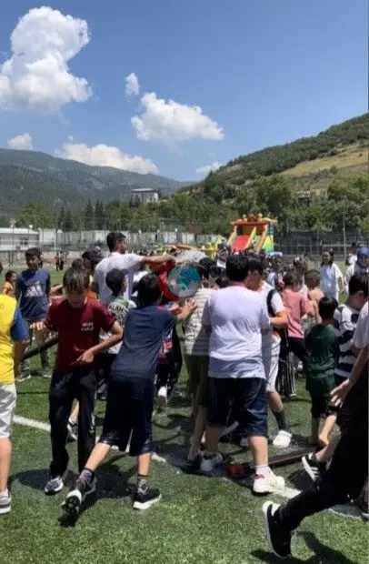 Osmaniye'de Çocuklar İçin Serinletici İtfaiye Sürprizi