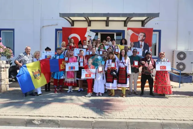 Bodrumda Rəngarəng Anlarla Halikarnas Rəqs Festivalı