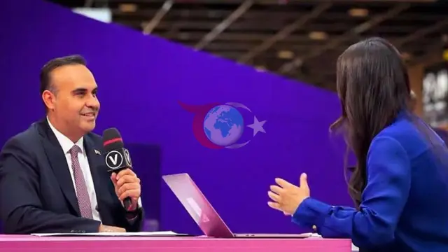 Vazir Kasirning Parijdagi aloqalari: Texnologiya va hamkorlikka urg'u