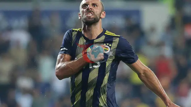 Wedat Muriqi Fenerbahçe şäherinden göçmek: ıldyz Ady Stambulda