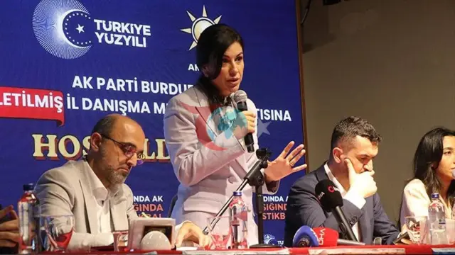Нилхан Аянның оппозициялық сыны: Орындық күрес жалғасуда
