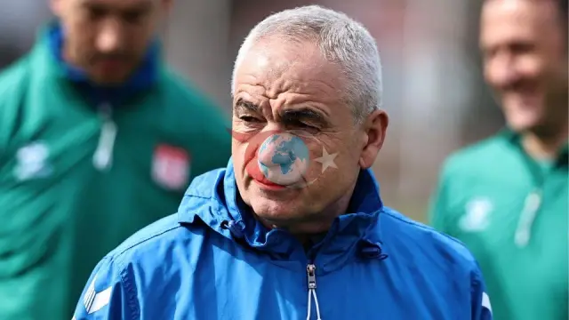 Rıza Çalymbaýyň gynançly ýitgisi: Ejesi Fatma Çalymbaý aradan çykdy