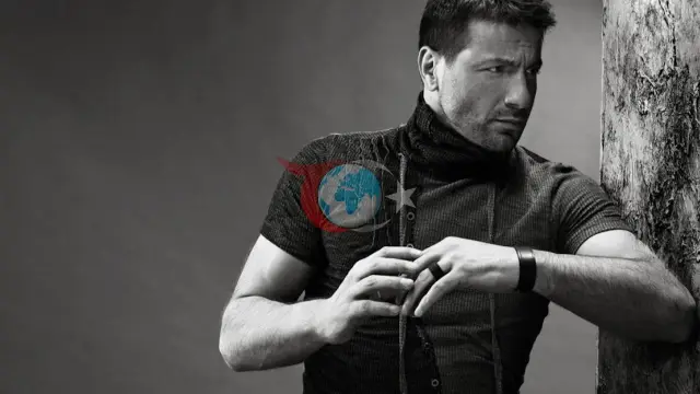 Davud Güloğlu Xoşbəxtliyini İlk Nəvəsi ilə Paylaşdı
