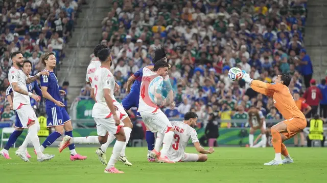 Japonya'dan Tunus'a Ezici Galibiyet: 4-0