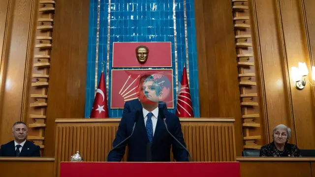 CHP Lideri Özgür Özel'den Yeni Grup Toplantısı Hamlesi