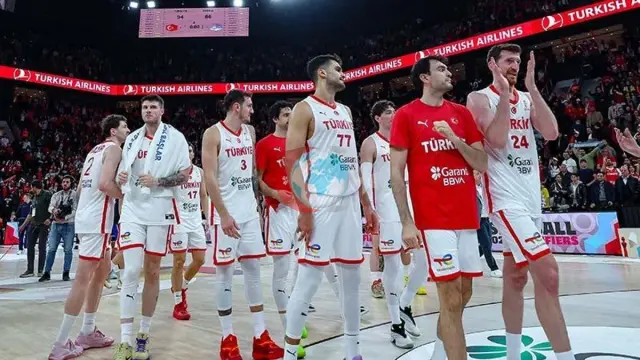 A Milli Takım'da Onuralp Bitim Sakatlığı Nedeniyle Kadrodan Çıkarıldı