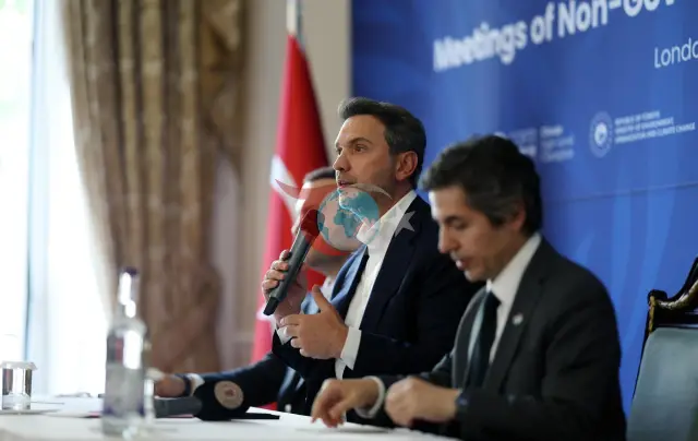 Bakan Bayraktar Londra'da Sıfır Atık İçin Toplantıya Katıldı