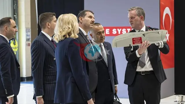 Ұлттық қорғаныс министрінің орынбасары Айханның Ұлыбританиядағы байланыстары