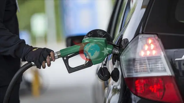 Petrol Fiyatlarındaki Düşüş Akaryakıt İndirimlerini Getirdi