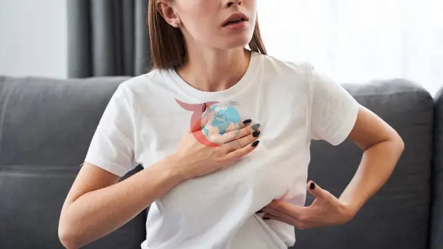 Сүт безінің ауыруы мен ісінуіне назар аударыңыз: дұрыс емдеу өмірді сақтайды