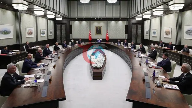 Sinan Burhan'dan Şaşırtan İddia: Kabine'de 3 Bakan Değişebilir