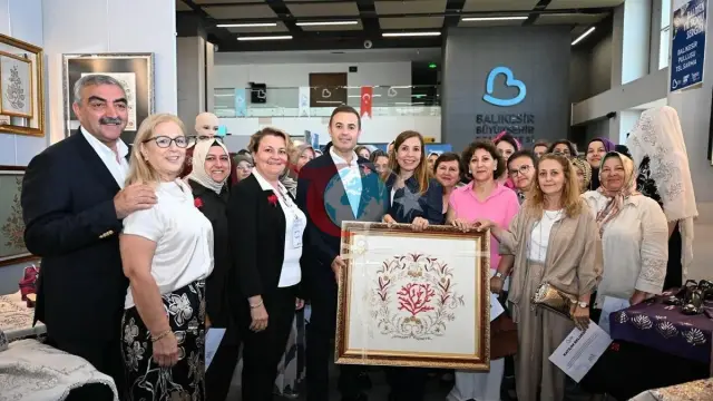 BALMEK kursantları öz əl işlərini sərgilədilər