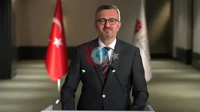 Байланыш директору Дурандан, профессор Фуат Сезгинди эскерүү