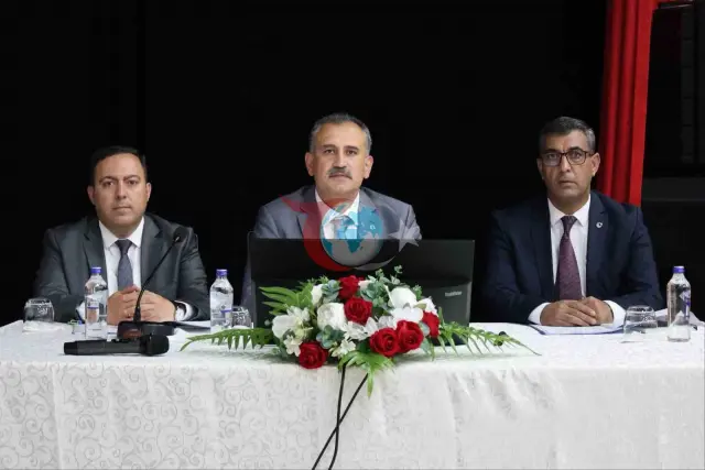 Ağrı'da Kamu Yatırımları ve DSİ Projeleri Masaya Yatırıldı: Vali Bozkurt'tan Eş Güdüm Vurgusu
