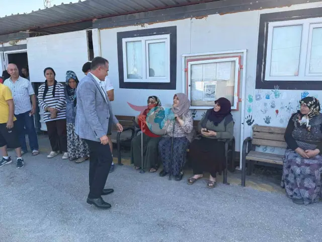 Antakya Kaymakamı Abdullah Akdaş Yakutiye Konteyner Kent Sakinleriyle Buluştu: Tahliye Süreci Masaya Yatırıldı