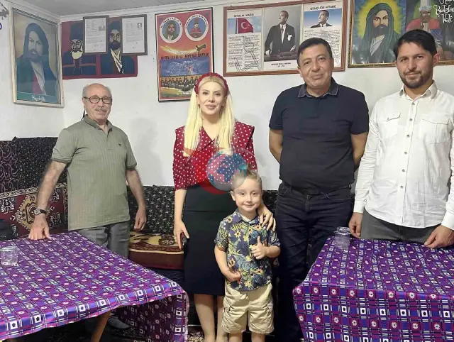 Altıntaş Kaymakamı Ayşegül Yıldırım Zafertepe Çalköy'de Aşure Etkinliğine Katıldı