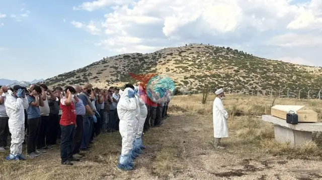 Burdur'da KKKA Şüphesiyle Acı Ölüm: Kene Isıran Kadın Hayatını Kaybetti