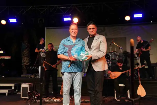 3. Aliağa Sanat Günleri, Şakran Zeytin ve Deniz Festivali ile Kapılarını Açtı