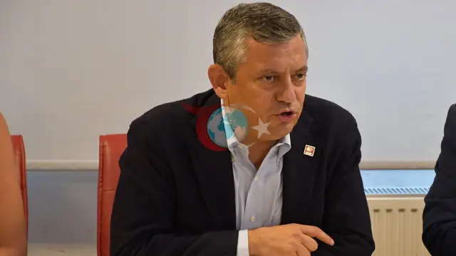 Özgür Özel'den Sürpriz Kongre Hamlesi: Mahkemeye Murat Karayalçın Önerisi