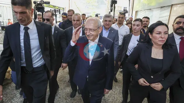 CHP rahbari Kilichdarog'lu Anqara savdogarlari bilan uchrashdi: Ruzgarli ko'chasidagi muammolarni tingladi