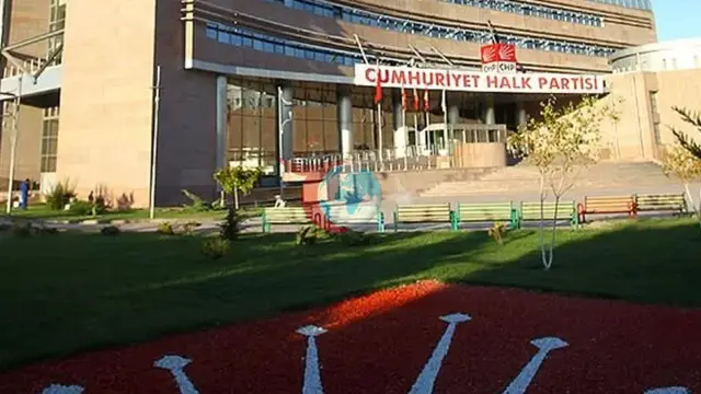 CHP Silivri tuman raisi Doruk Bulut sud binosiga yuborildi: tergovdagi issiq o'zgarishlar