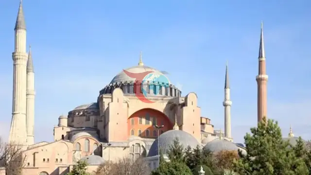 "Ayasofya masjidi" AK partiya tomonidan birgalikda: Tarixiy qarorning yilligi nishonlanmoqda