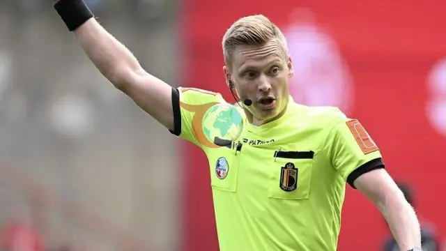 Fenerbahçe'nin Şampiyonlar Ligi Rövanşına Belçikalı Hakem: Gornik Zabrze Maçının Detayları Belli Oldu