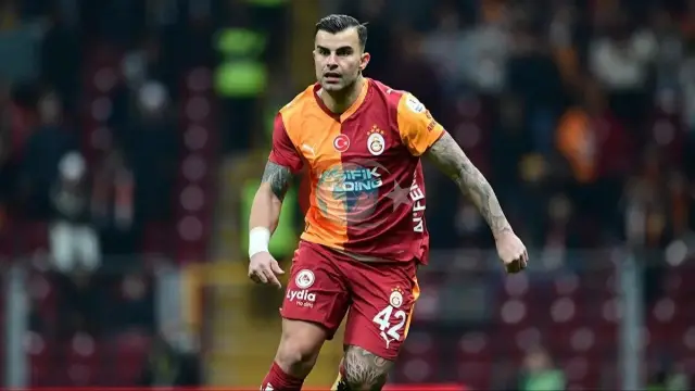 "Qalatasaray" sol mərkəz müdafiəçisi axtarışındadır: "Fənərbağça"nın sabiq futbolçuları Yusuf Akçiçek və Ahmetcan Kaplan gündəmdədir.