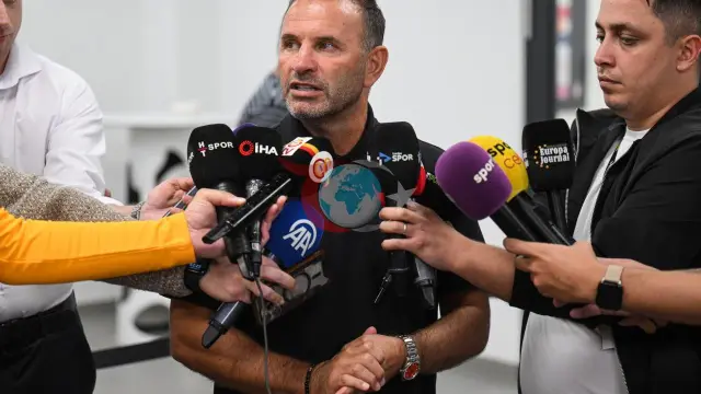 Okan Buruk'tan Monza Maçı Sonrası Çarpıcı Açıklama: "Birçok Oyuncu Bizimle Olmayacak"