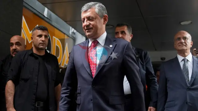 Anqarada Yangi Partiya Zilzilasi: Hoji Yakışıklı 10 Parlament a'zosi iste'foga chiqadi deb da'vo qilmoqda