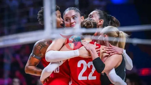 Filenin Sultanları Zirve İçin Sahada: Türkiye - Brezilya VNL Finali Heyecanı Nefes Kesiyor