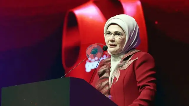 Emine Erdoğan'dan Tarihi Şampiyonluk Sonrası Filenin Sultanları'na Tebrik Mesajı