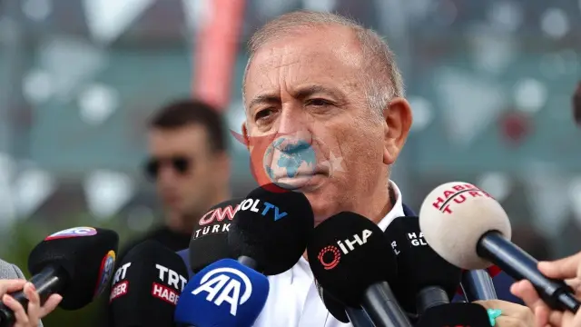 CHP'de "Ücretli Figüran" Krizine Gürsel Tekin'den Sert Yanıt: "Gece Yarısı Suç Duyurusunda Bulunduk"