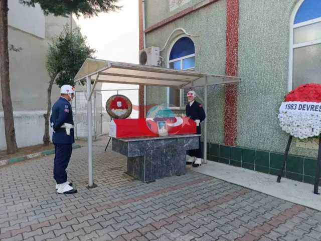 Təqaüddə olan mayor Özcan Yıldız hərbi mərasimlə son səfərinə yola salınıb