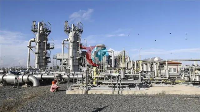 ABD Doğalgaz Stoklarında 10 Yılın Zirvesi: Fiyat Tahminleri Aşağı Yönlü Revize Edildi