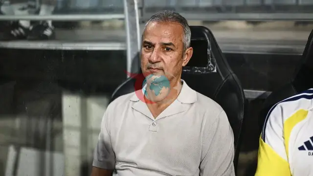 Fenerbahçe'de Yoğun Fikstür Alarmı: İsmail Kartal'ı Zorlu 15 Gün Bekliyor!