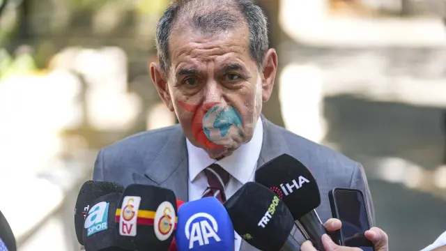 Dursun Özbekdən çempionluq və transfer açıqlaması: "Sadəcə iki alqış almaq üçün "Qalatasaray"ın gələcəyini təhlükəyə atmayacağam"