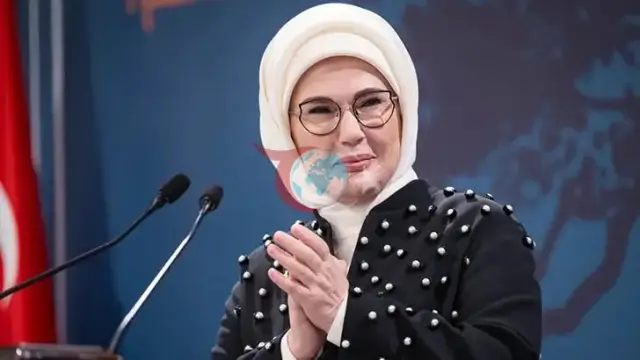 Emine Erdoğan'dan AK Parti'nin 25. Yılına Özel Mesaj: "Çeyrek Asırlık Hizmet Yolculuğu"
