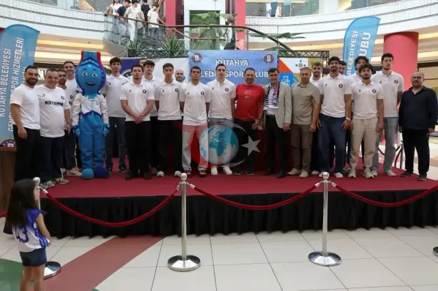Kütahya Belediyespor Basketbol Takımı Yeni Sezonu Görkemli Bir Lansmanla Açtı