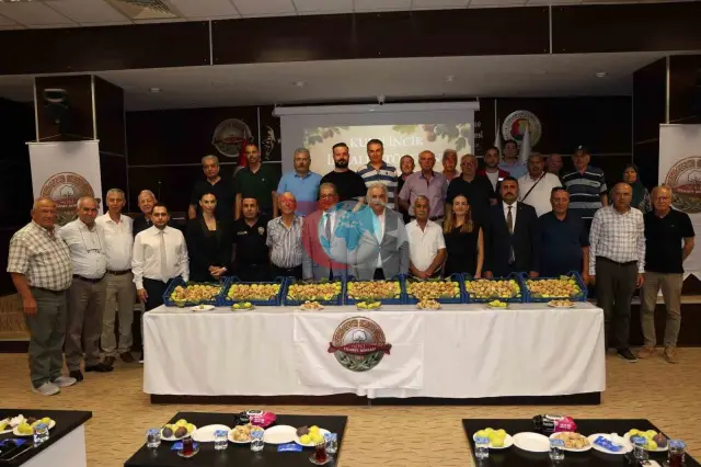Söke’de 2026 Sezonunun İlk Kuru İnciri Kilogramı 600 TL’den Alıcı Buldu