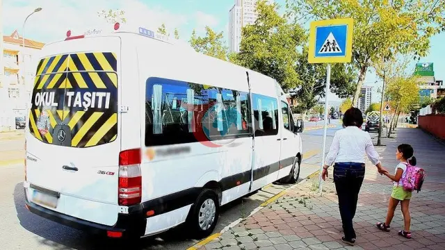 Okul Servis Ücretlerinde Yeni Dönem: Veliler Tepkili, Esnaf Fiyatı Yetersiz Buluyor