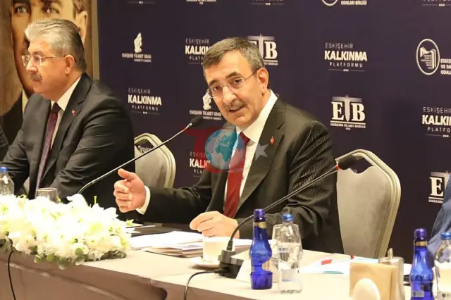 Cumhurbaşkanı Yardımcısı Cevdet Yılmaz: Enflasyonla Mücadele En Temel Önceliğimizdir