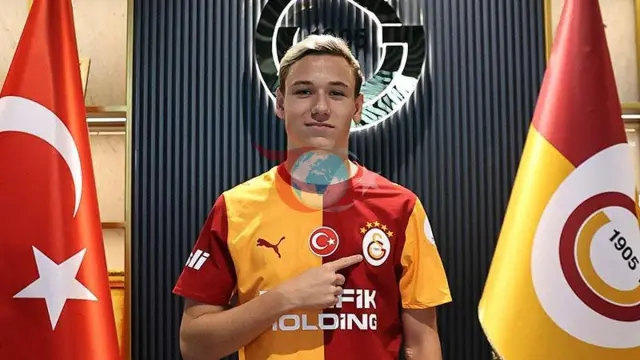"Qalatasaray" Aleksei Batrakov transferinin maliyyə detallarını açıqladı: Transfer transferi və maaş məlumatı budur