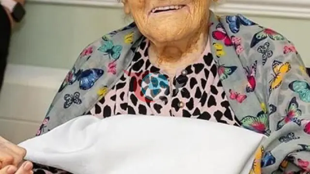 Дүйнөдөгү эң улгайган адам Этел Катерхэм 117 жашын белгиледи
