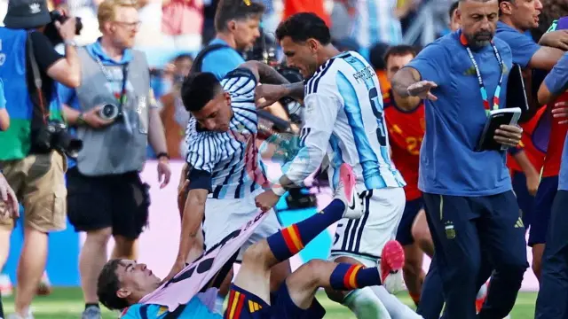 FIFA-dan Argentina çenli taryhy jeza ýagyşy: 10 oýunda ýyldyz ady gadagan