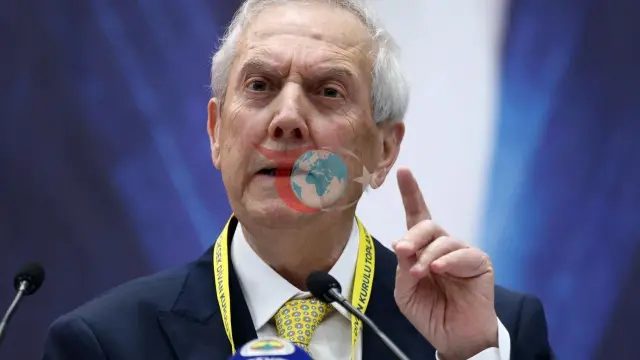Fenerbahçe'de Şampiyonluk Zirvesi: Aziz Yıldırım'dan Samandıra'ya Sürpriz Ziyaret!