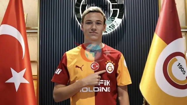 Galatasaray'ın Yeni Transferi Aleksey Batrakov'a Lokomotiv Moskova'dan Duygusal Veda