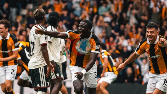 Acun Ilıcalı'nın Hull City'sinden Premier Lig'e Rüya Başlangıç: Manchester United'ı Devirdiler!