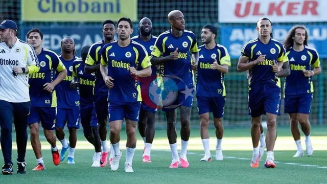 Fenerbahçe, Lyon Deplasmanı Öncesi Vites Artırdı: Hazırlıklar Fransa'da Tamamlanacak
