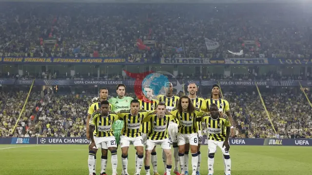 Fenerbahçe'nin Lyon Deplasmanı Kamp Kadrosu Açıklandı: Yıldız İsimler Kadroda Yok!